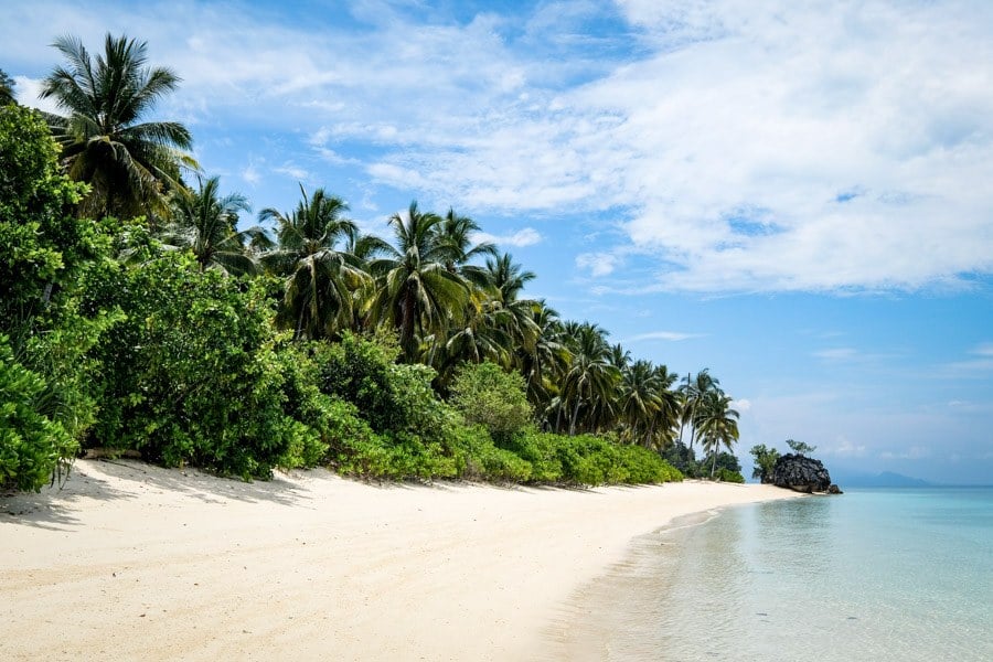 Лабенгкі з висоти Панорамний вид на острів Лабенгкі з висоти пташиного польоту, Сулавесі