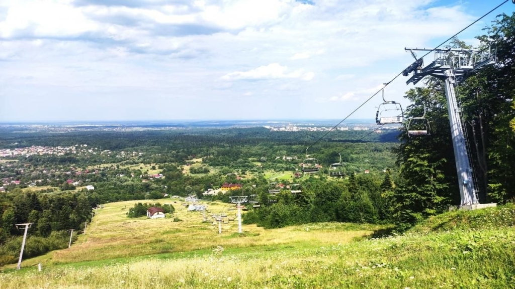 Трускавець з Буковиці Вид на Трускавець з гори Буковиця: фото з пішого маршруту на вершину.