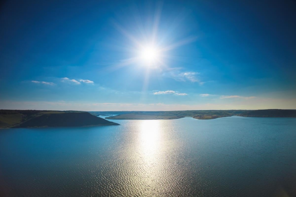 Бакота: Альтернативна подорож Бакота – популярне місце для подорожей Україною без залізничного сполучення.