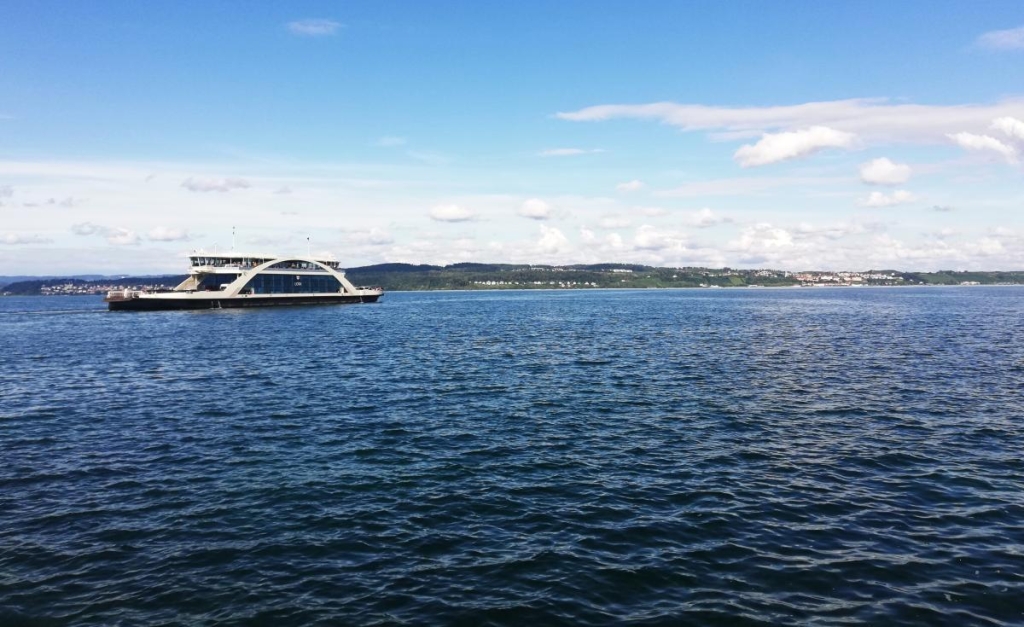 Констанц: німецьке місто з дивакуватими скульптурами на неосяжному Боденському озері 3 Боденське озеро є судоходним / фото Марина Григоренко