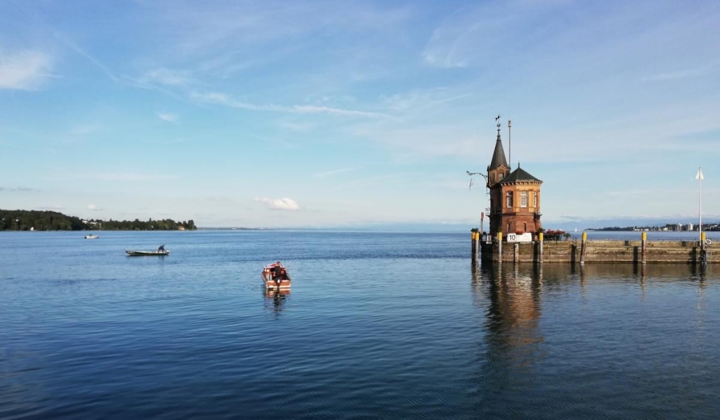 Констанц: німецьке місто з дивакуватими скульптурами на неосяжному Боденському озері 4 Атмосфера Боденського озера / фото Марина Григоренко