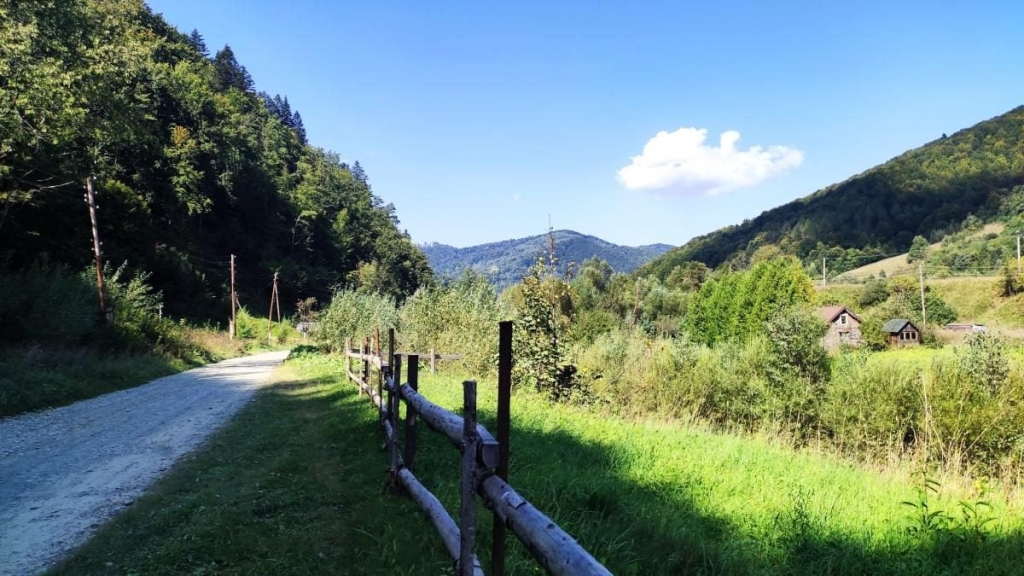 Майдан: колись процвітаюче село на Львівщині, нині ніби застигло у часі (фоторепортаж) 23 Майдан: колись процвітаюче село на Львівщині, нині ніби застигло у часі (фоторепортаж)