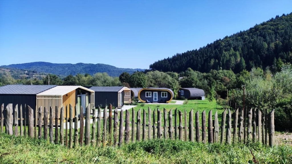 Майдан: колись процвітаюче село на Львівщині, нині ніби застигло у часі (фоторепортаж) 26 Майдан: колись процвітаюче село на Львівщині, нині ніби застигло у часі (фоторепортаж)