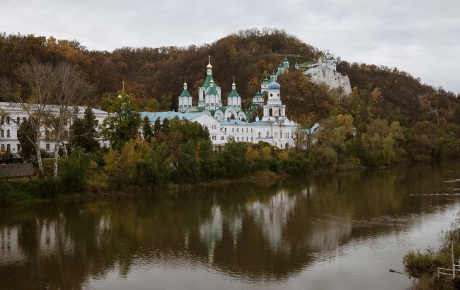 Паломництво в Україні: маршрути, які варто пройти хоча б раз Паломництво в Україні: маршрути, які варто пройти хоча б раз 1