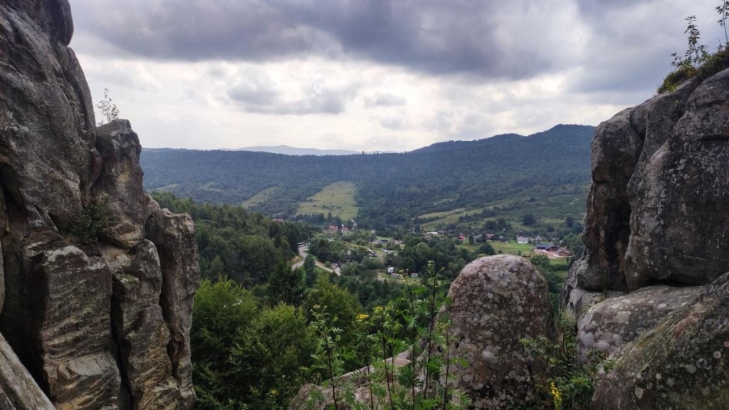 Стародавня фортеця Тустань: подорож в минуле з Трускавця 8 Стародавня фортеця Тустань: подорож в минуле з Трускавця