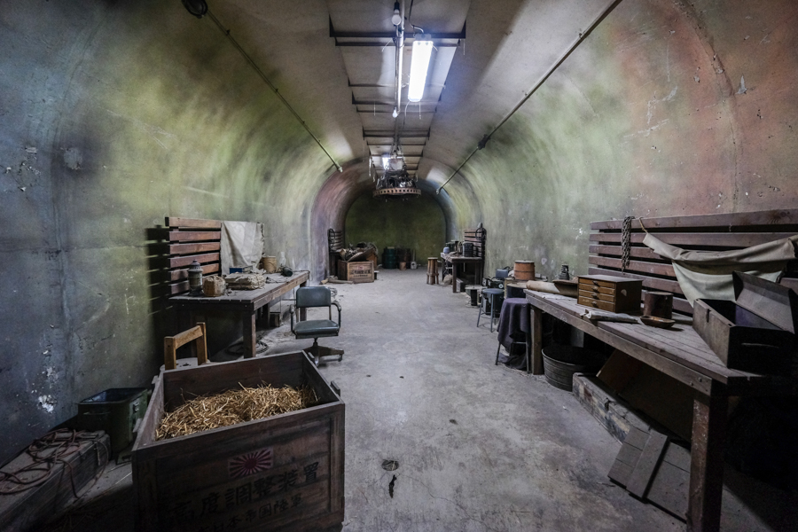 Дот: сучасне мистецтво Дот на Оаху: графіті на стінах історичного бункера