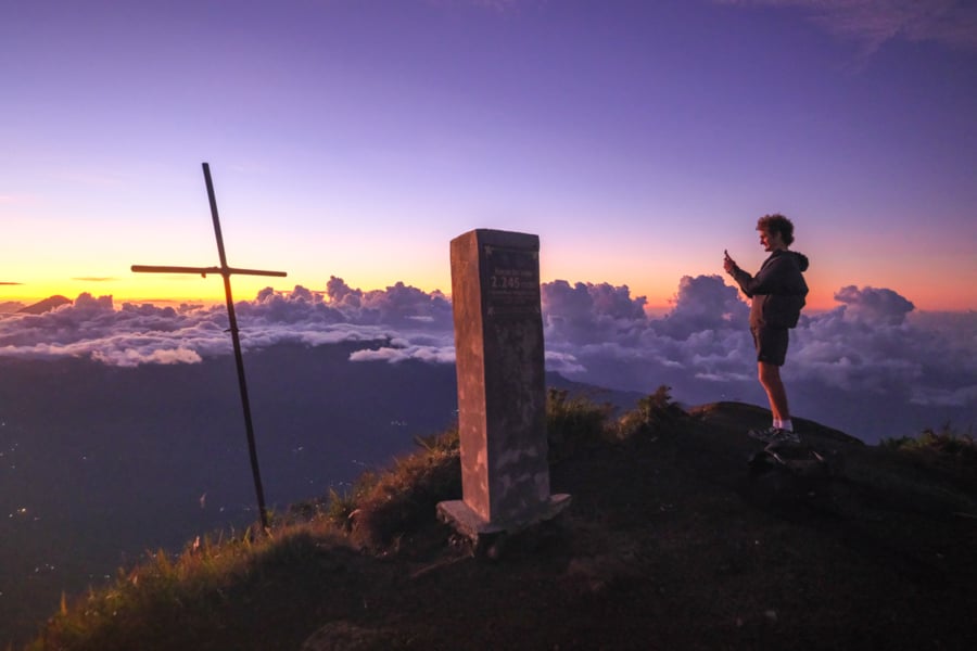 Вид з Інеріє Вид на околиці Бажава з вершини вулкана Інеріє, Флорес, Індонезія