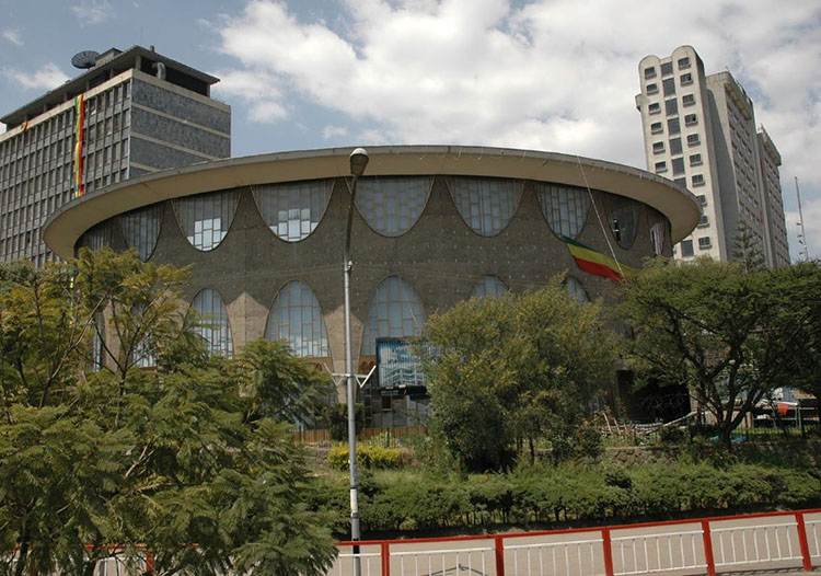 Аддіс-Абеба з висоти Аддіс-Абеба, столиця Ефіопії: панорамний вид міста з висоти пташиного польоту.