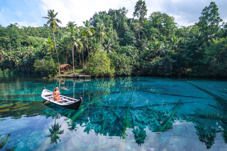Paisu Pok Lake In Banggai: Bluest Lake In Indonesia Озеро Пайсу Пок у Банггаї: найблакитніше озеро в Індонезії 1