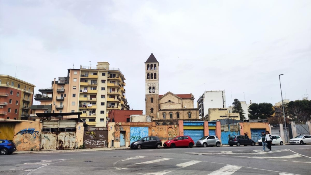 Барі: затишна приморська перлина на півдні Італії, в яку неможливо не закохатися 6 Інша сторона Барі – деяких районів все ж варто уникати / фото Марина Григоренко