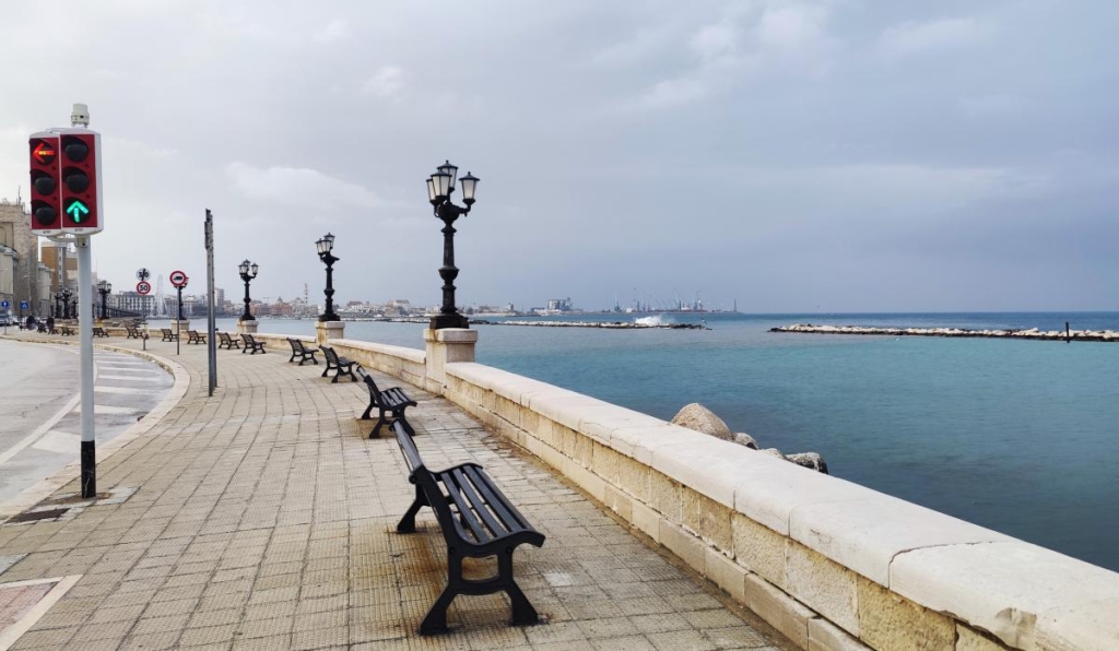 Барі: затишна приморська перлина на півдні Італії, в яку неможливо не закохатися 1 В березні в Барі часто дощить, але мало людей / фото Марина Григоренко