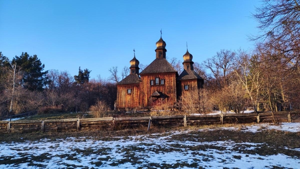 Це варто встигнути побачити: засніжений музей Пирогово у Києві (фоторепортаж, відео) 20 Це варто встигнути побачити: засніжений музей Пирогово у Києві (фоторепортаж, відео)