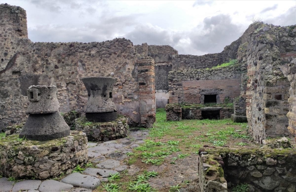 Історія Помпей Помпеї: планування самостійної екскурсії з урахуванням виверження Везувію, 2024