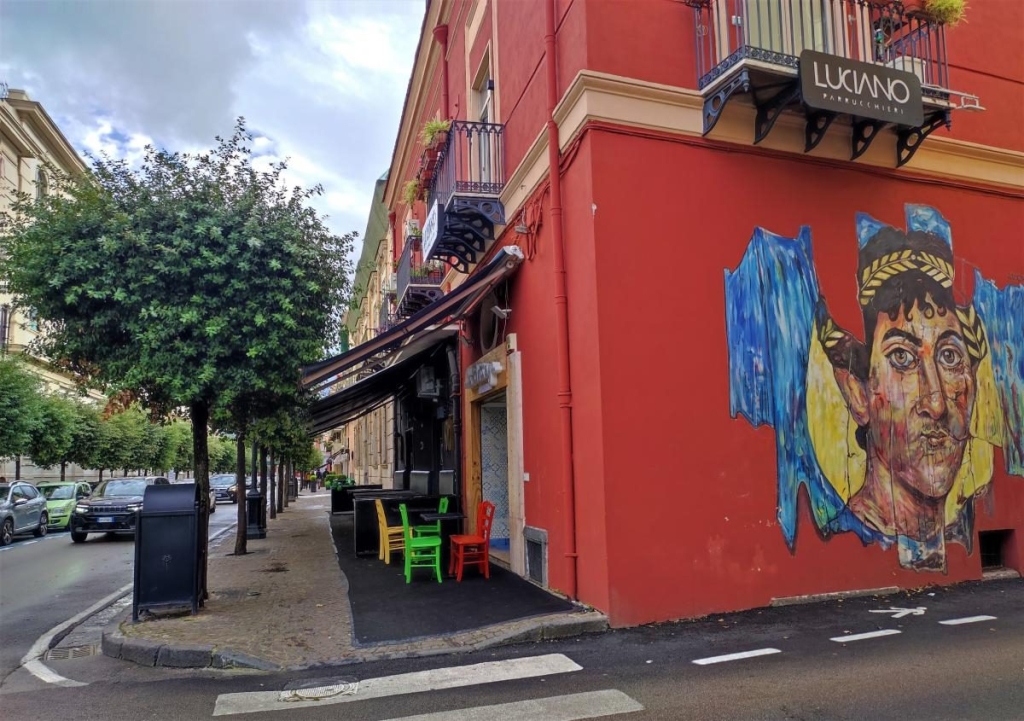 Помпеї: Вид на місто Помпеї: загальний вигляд міста, зруйнованого виверженням Везувію в 79 році н.е.