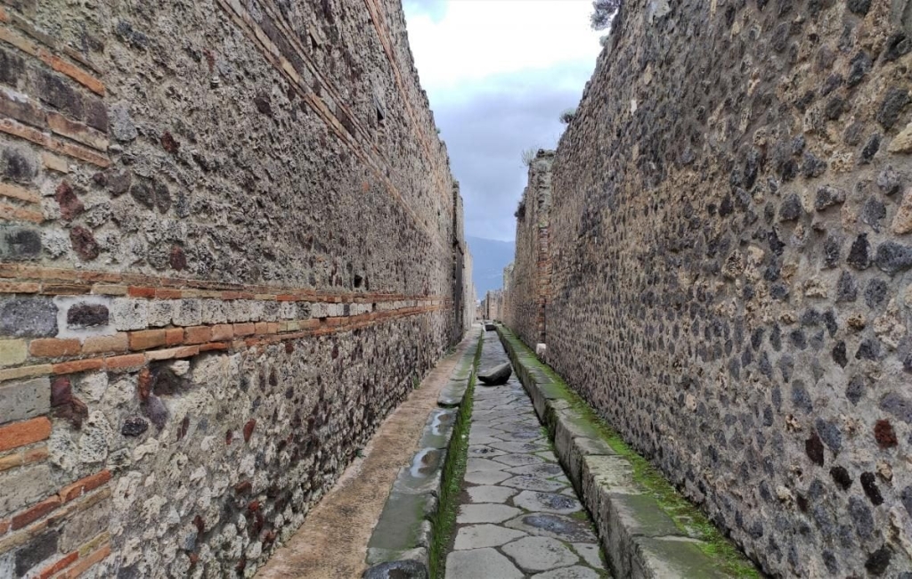 Фрески: деталі Фрески Помпей: огляд стародавнього мистецтва під час самостійного туру 2024