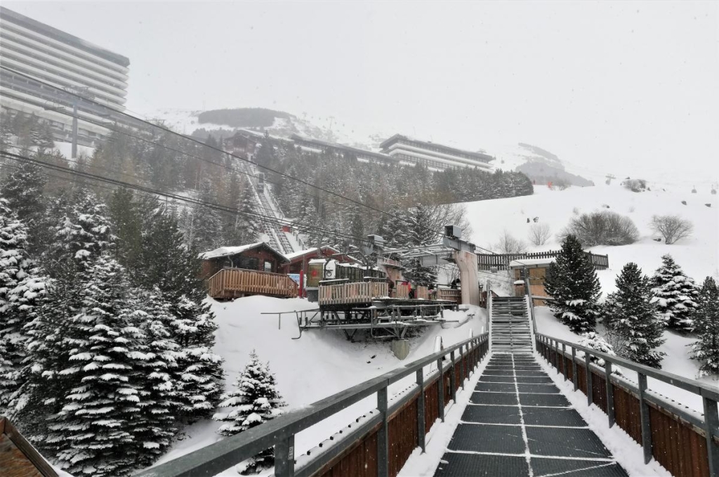 Французькі Альпи не за всі гроші світу 4 Ле Менюїр пропонує чимало додаткових розваг / фото Марина Григоренко