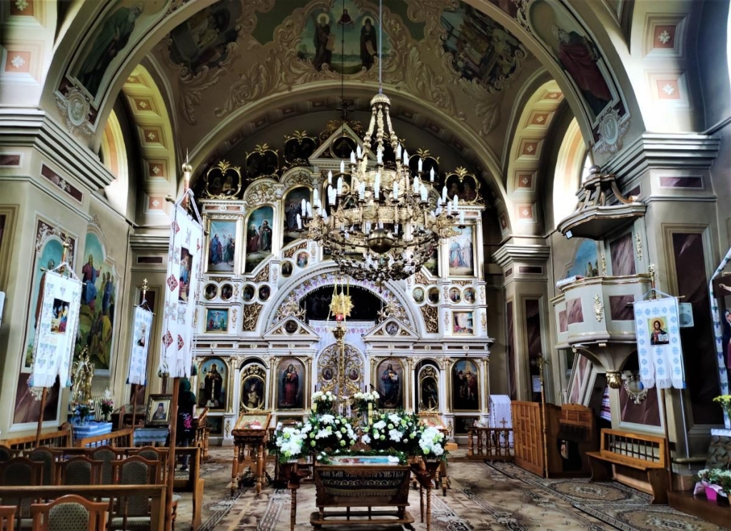 Гори, релакс і дерев'яні церкви: чим дивує український курорт Східниця 80 Гори, релакс і дерев'яні церкви: чим дивує український курорт Східниця