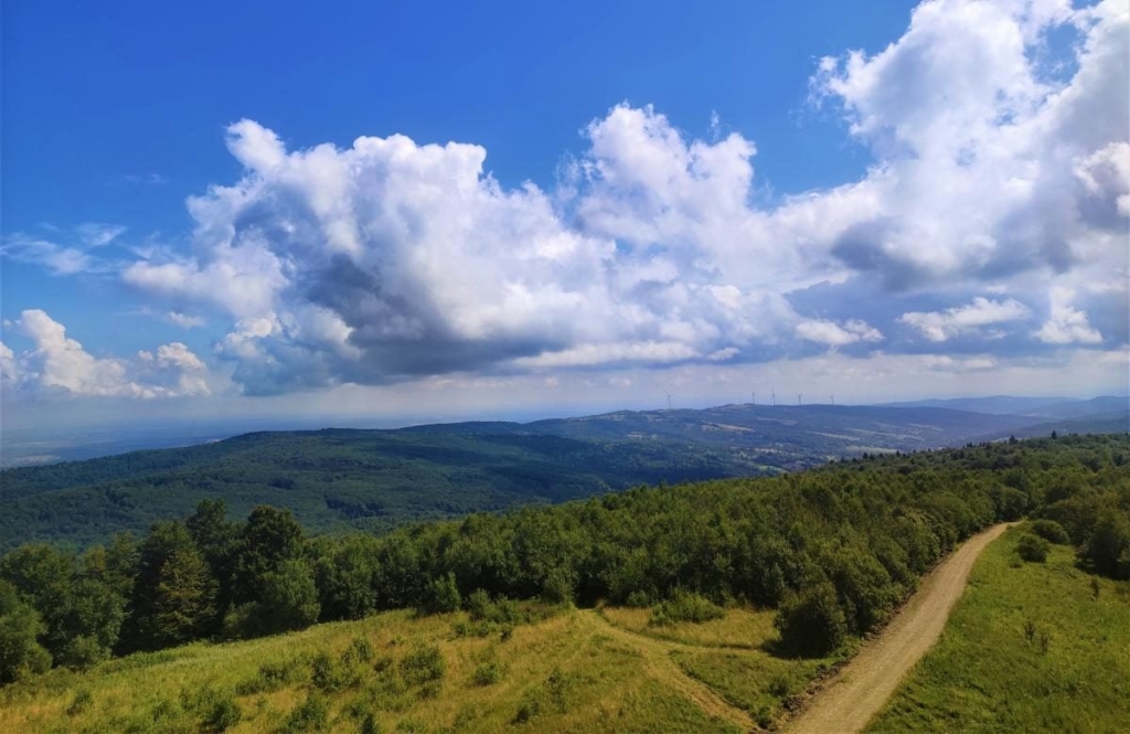 Гори, релакс і дерев'яні церкви: чим дивує український курорт Східниця 27 Гори, релакс і дерев'яні церкви: чим дивує український курорт Східниця