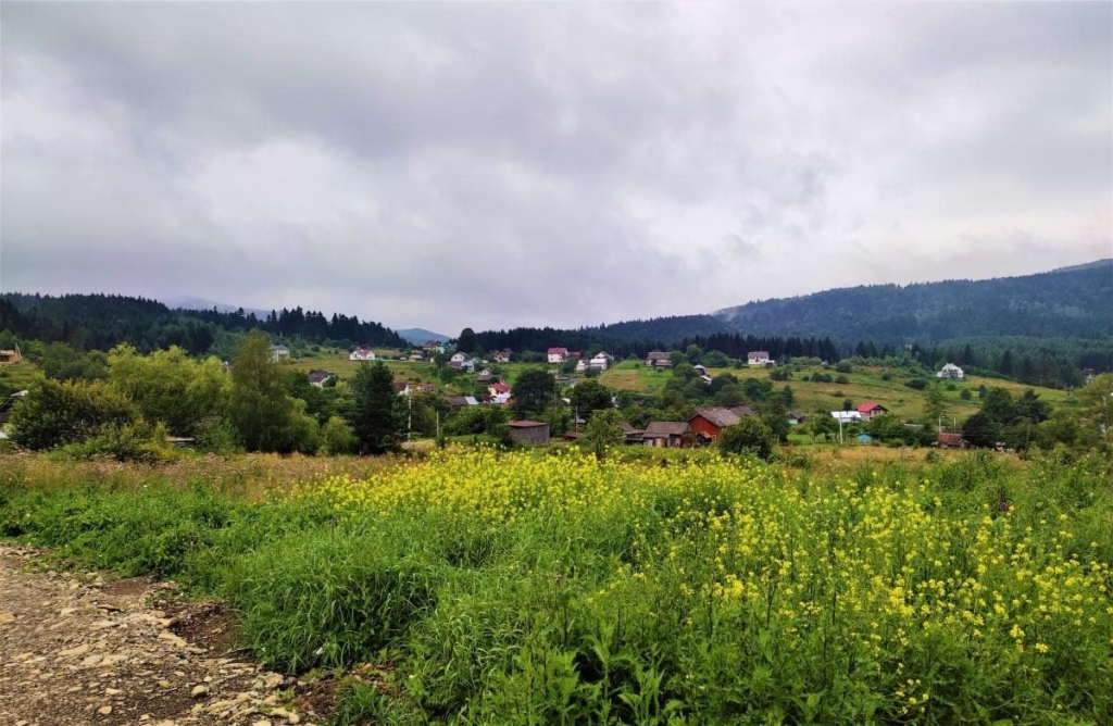 Гори, релакс і дерев'яні церкви: чим дивує український курорт Східниця 33 Гори, релакс і дерев'яні церкви: чим дивує український курорт Східниця