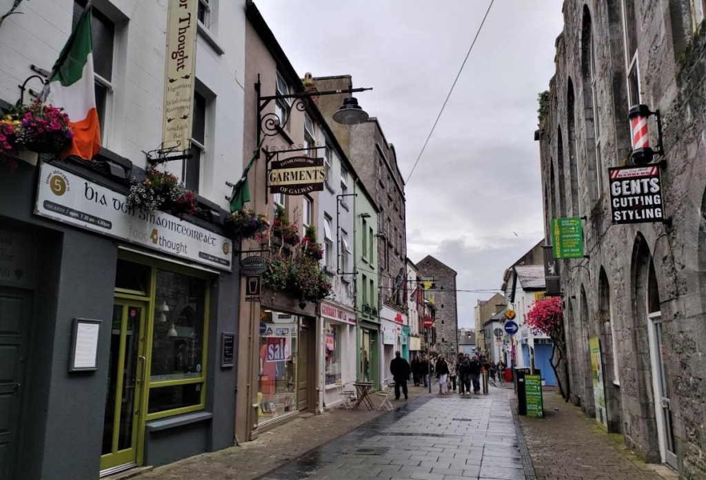 Ірландський Голвей: яскрава альтернатива переповненому туристами Дубліну 2 Ірландський Голвей: яскрава альтернатива переповненому туристами Дубліну