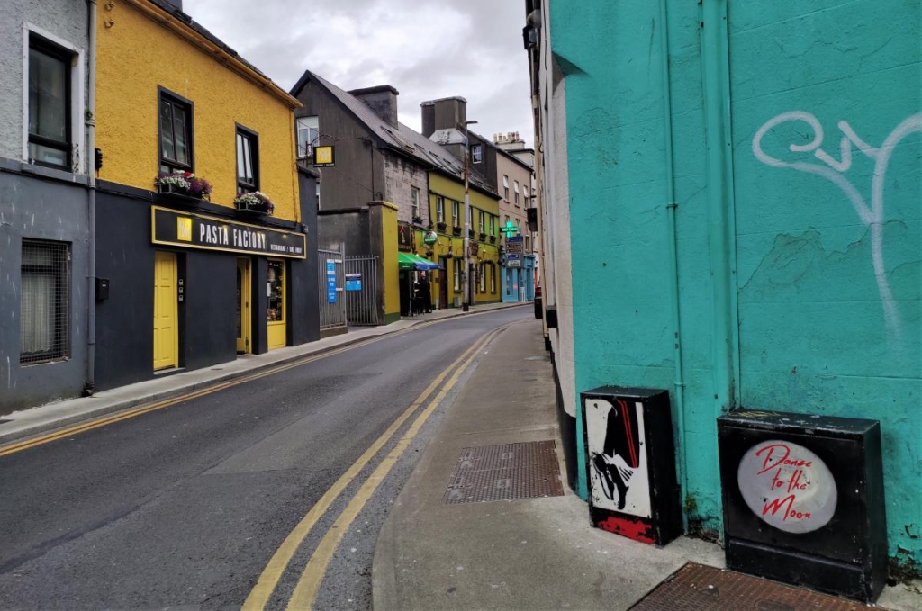 Ірландський Голвей: яскрава альтернатива переповненому туристами Дубліну 18 Яскраві вулички Голвея / фото Марина Григоренко