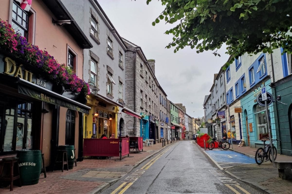 Ірландський Голвей: яскрава альтернатива переповненому туристами Дубліну 3 Ірландський Голвей: яскрава альтернатива переповненому туристами Дубліну