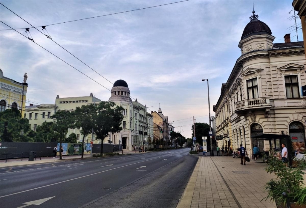 Дебрецен: Duty Free Безмитні магазини в аеропорту Дебрецен: вигідні покупки під час пересадки.