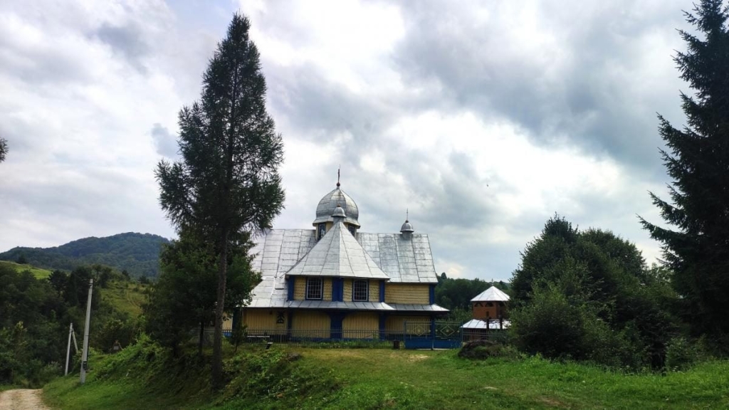 Ямельницькі скелі: блукаючи непрохідними стежками УПА 21 Ямельницькі скелі: блукаючи непрохідними стежками УПА