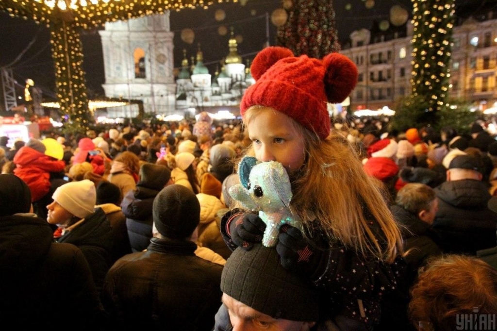 Казкові герої та різдвяне диво: чим дивують святкові містечка Києва цього року 12 Казкові герої та різдвяне диво: чим дивують святкові містечка Києва цього року
