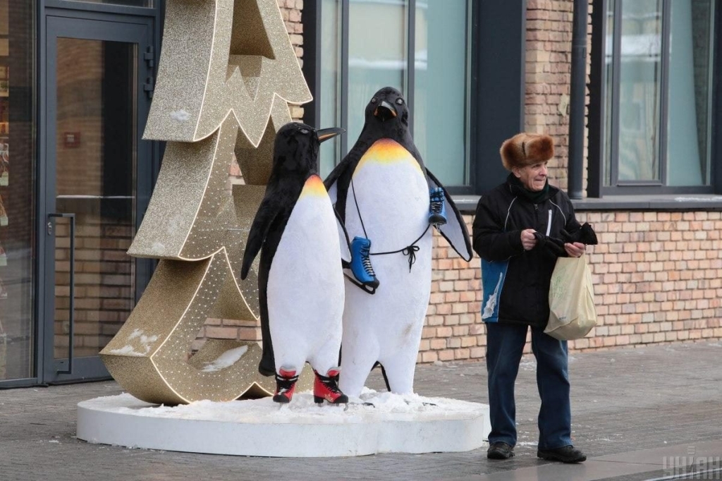 Казкові герої та різдвяне диво: чим дивують святкові містечка Києва цього року 54 Казкові герої та різдвяне диво: чим дивують святкові містечка Києва цього року