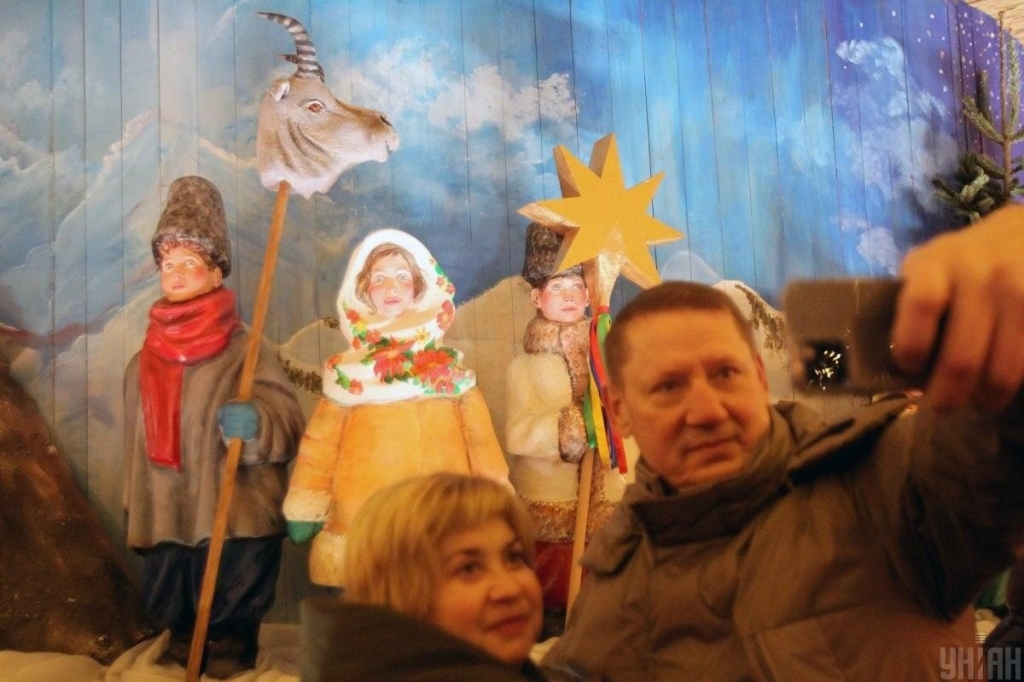 Казкові герої та різдвяне диво: чим дивують святкові містечка Києва цього року 18 Казкові герої та різдвяне диво: чим дивують святкові містечка Києва цього року