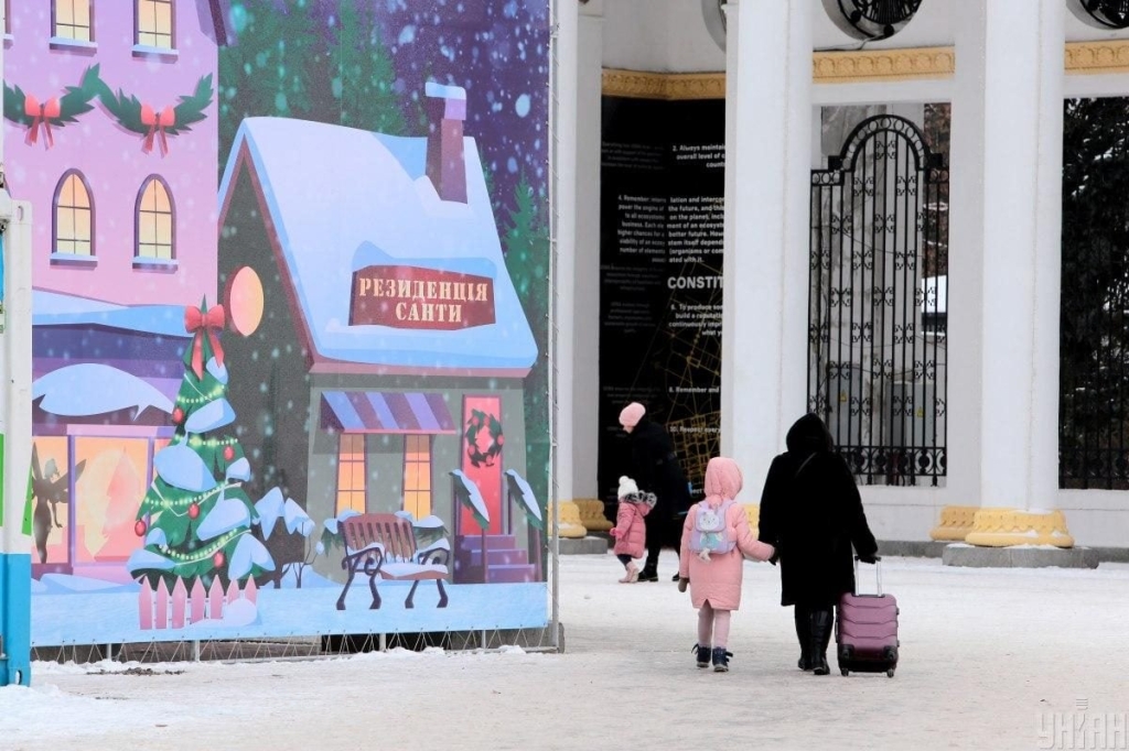 Казкові герої та різдвяне диво: чим дивують святкові містечка Києва цього року 80 Казкові герої та різдвяне диво: чим дивують святкові містечка Києва цього року