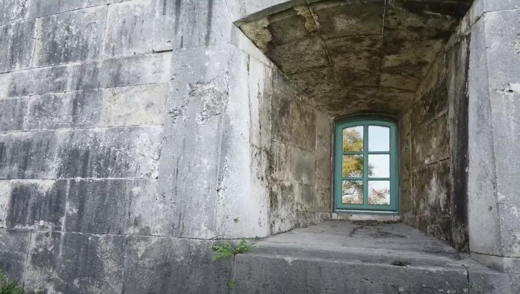 Комарно: затишне містечко на кордоні двох держав-сусідок України 31 Всередину бастіонів можна потрапити з екскурсією / фото Наталія Петерварі