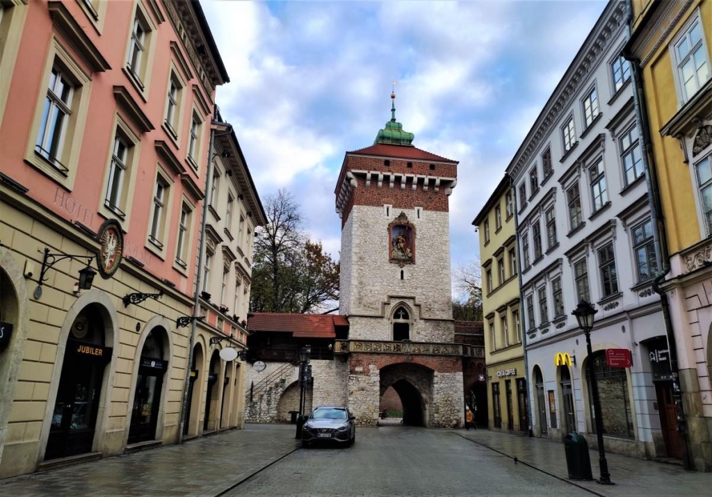 Краків як авіаційні ворота для українців: зручність плюс краса 40 Краків як авіаційні ворота для українців: зручність плюс краса