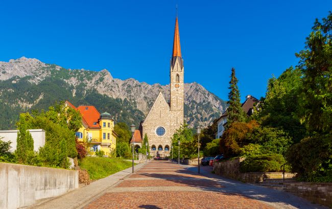 Ліхтенштейн, про який майже ніхто не знає: 10 фактів, що здивують туристів Ліхтенштейн, про який майже ніхто не знає: 10 фактів, що здивують туристів 1