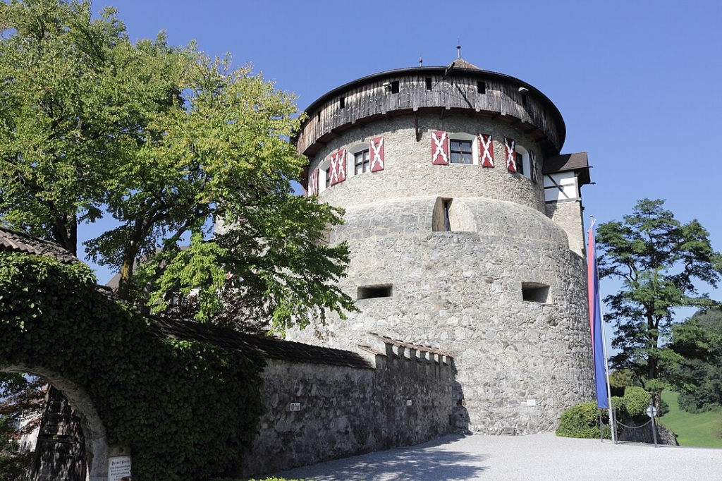 Ліхтенштейн, про який майже ніхто не знає: 10 фактів, що здивують туристів Ліхтенштейн, про який майже ніхто не знає: 10 фактів, що здивують туристів 4