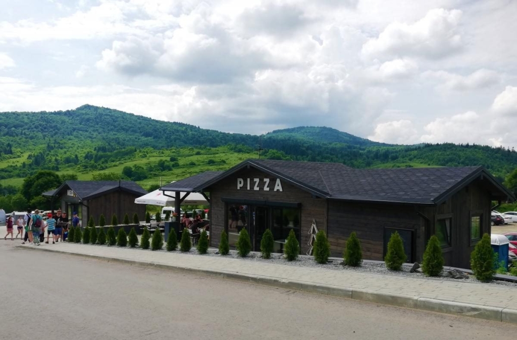 Львівщина для активних туристів: ідеї для піших походів у гори – Тустань, Східниця, Орів 18 Львівщина для активних туристів: ідеї для піших походів у гори – Тустань, Східниця, Орів