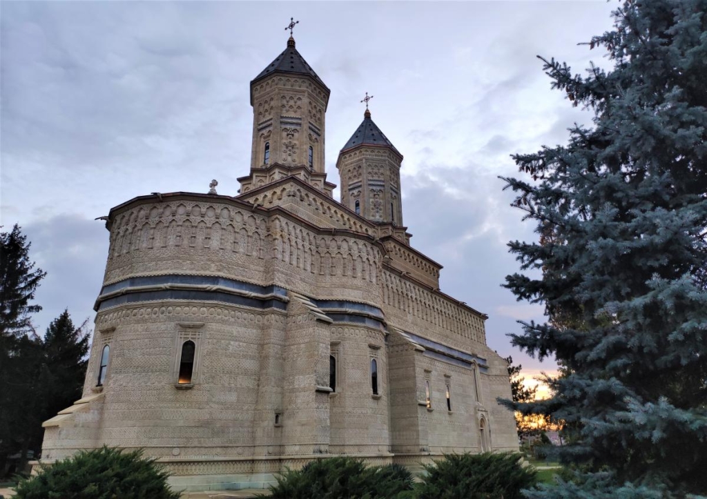 На привал в Ясси: зручна зупинка в Румунії перед вильотом у світ 25 Ясський Трьохсвятительський монастир / фото Марина Григоренко