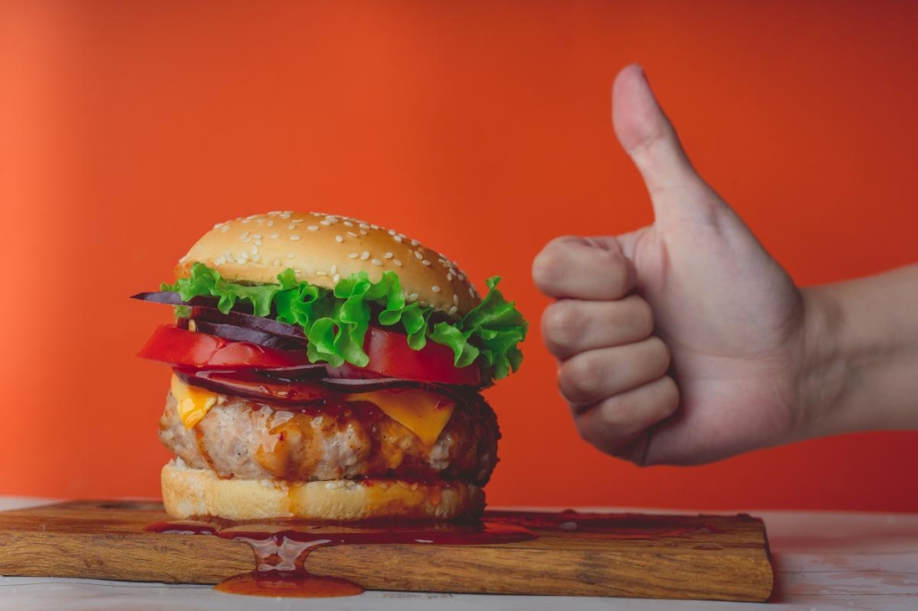 Не США: стало відомо, де продаються найсмачніші у світі бургери 1 Hundred Burgers - це більше, ніж просто ресторан. Він став еталоном майстерності у світі бургерів. / фото depositphotos.com