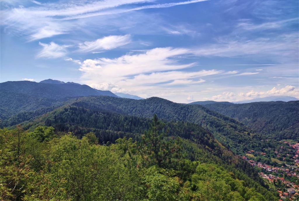 Не тільки замок Дракули: чим туристів приваблює трансільванське місто Брашов 51 Краєвиди з гори Тампа в Брашові / фото Марина Григоренко