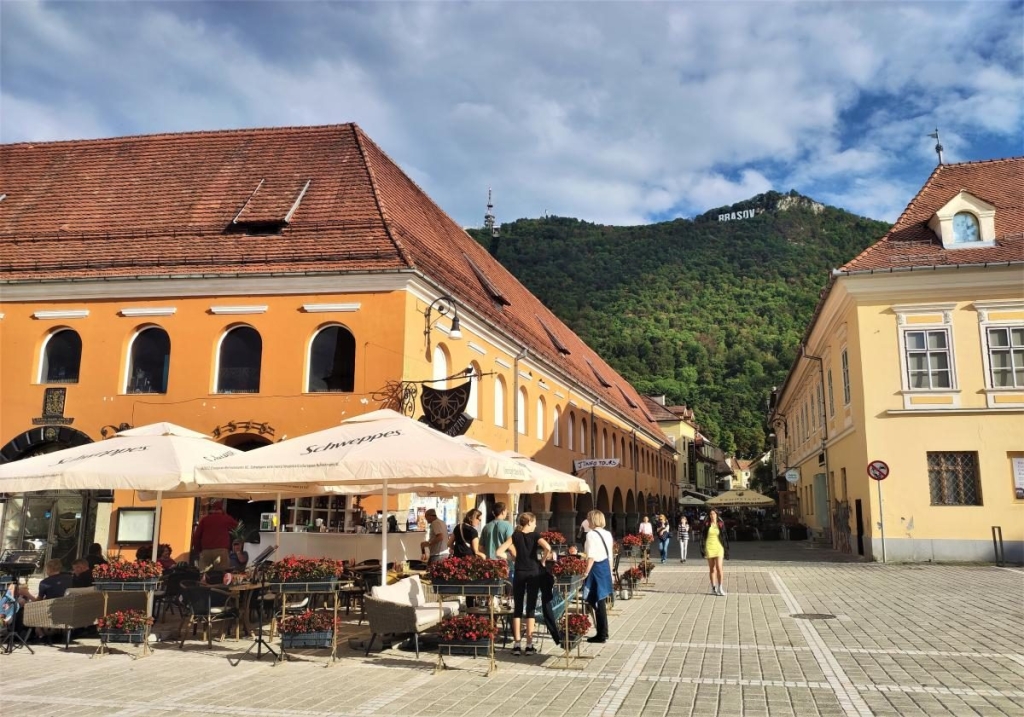Не тільки замок Дракули: чим туристів приваблює трансільванське місто Брашов 6 Не тільки замок Дракули: чим туристів приваблює трансільванське місто Брашов