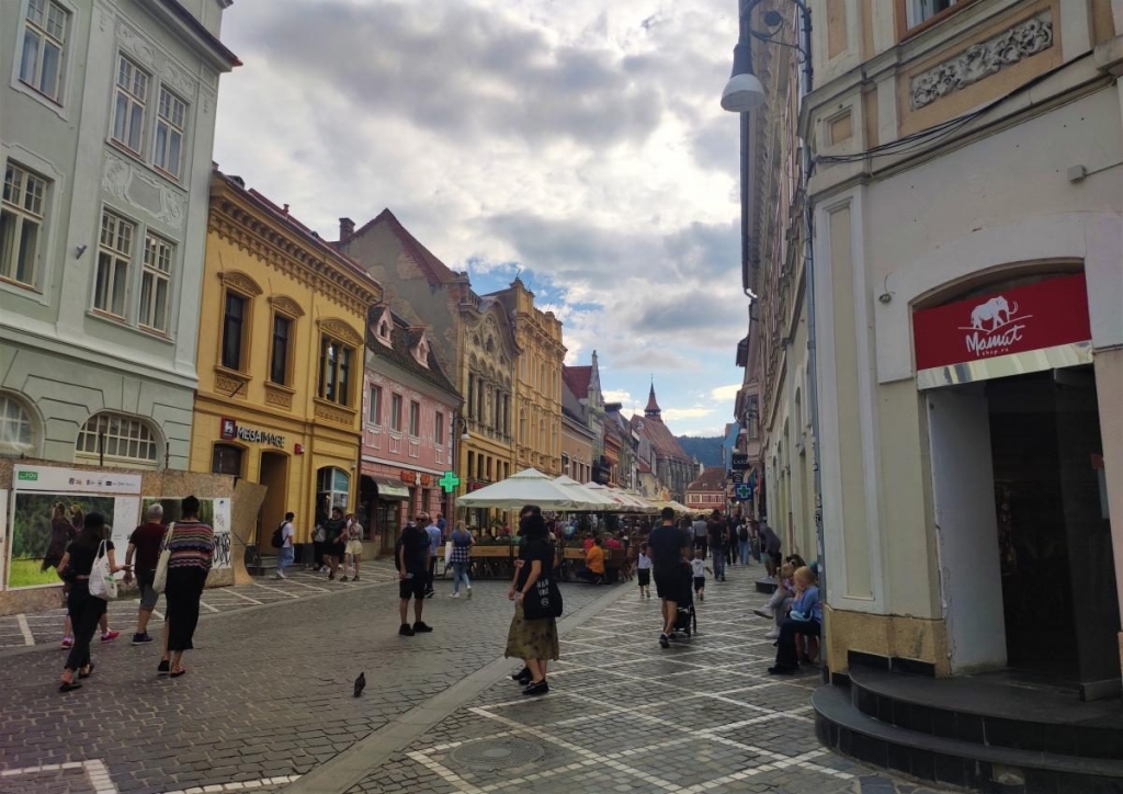 Не тільки замок Дракули: чим туристів приваблює трансільванське місто Брашов 11 Не тільки замок Дракули: чим туристів приваблює трансільванське місто Брашов