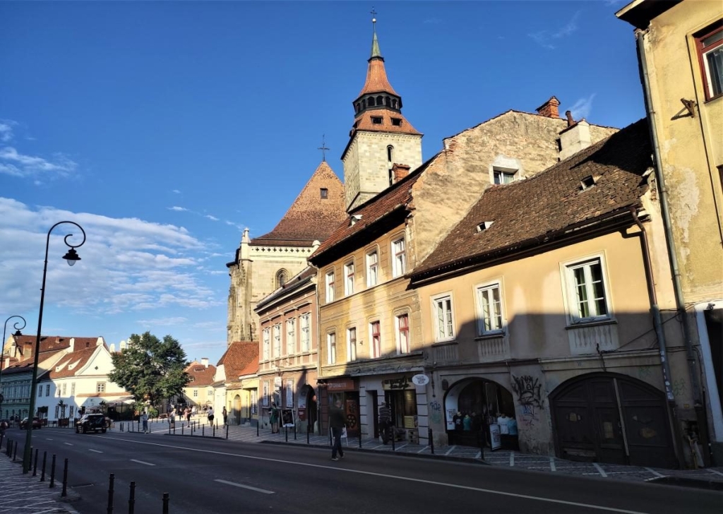 Не тільки замок Дракули: чим туристів приваблює трансільванське місто Брашов 20 Не тільки замок Дракули: чим туристів приваблює трансільванське місто Брашов