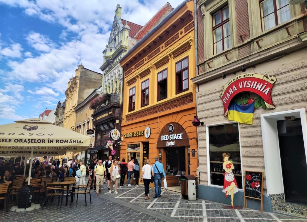 Не тільки замок Дракули: чим туристів приваблює трансільванське місто Брашов 9 Не тільки замок Дракули: чим туристів приваблює трансільванське місто Брашов