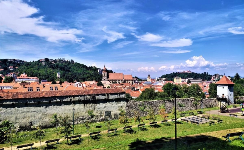 Не тільки замок Дракули: чим туристів приваблює трансільванське місто Брашов 37 Не тільки замок Дракули: чим туристів приваблює трансільванське місто Брашов