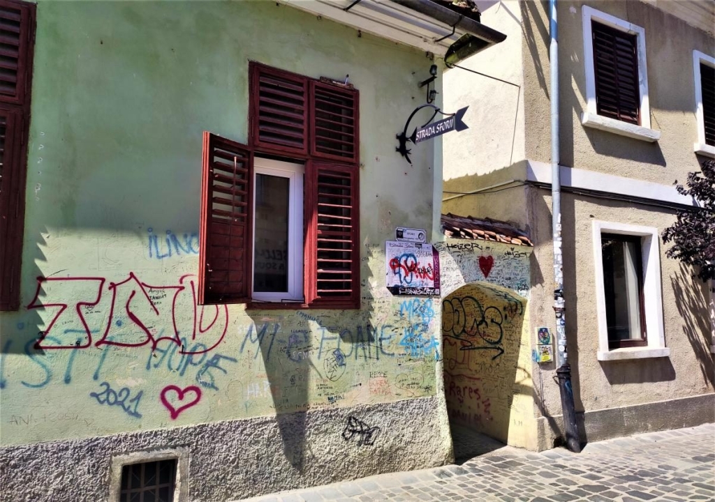 Не тільки замок Дракули: чим туристів приваблює трансільванське місто Брашов 16 Не тільки замок Дракули: чим туристів приваблює трансільванське місто Брашов