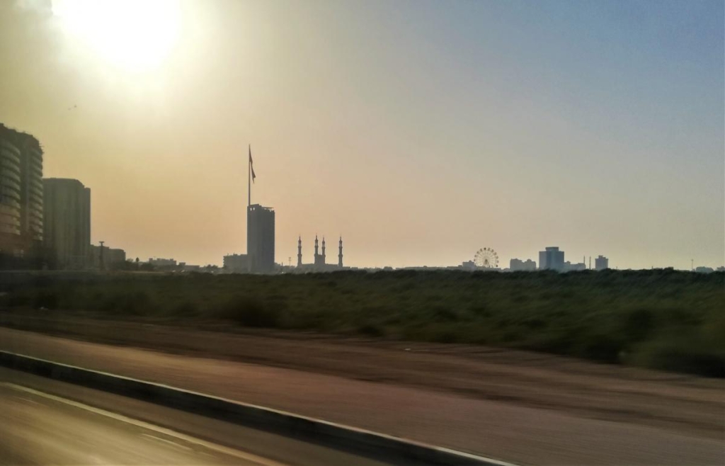 Незвідані Емірати: велич і спокій Рас-ель-Хайми 1 Від Дубая до Рас-ель-Хайми не більше 120 кілометрів / фото Марина Григоренко