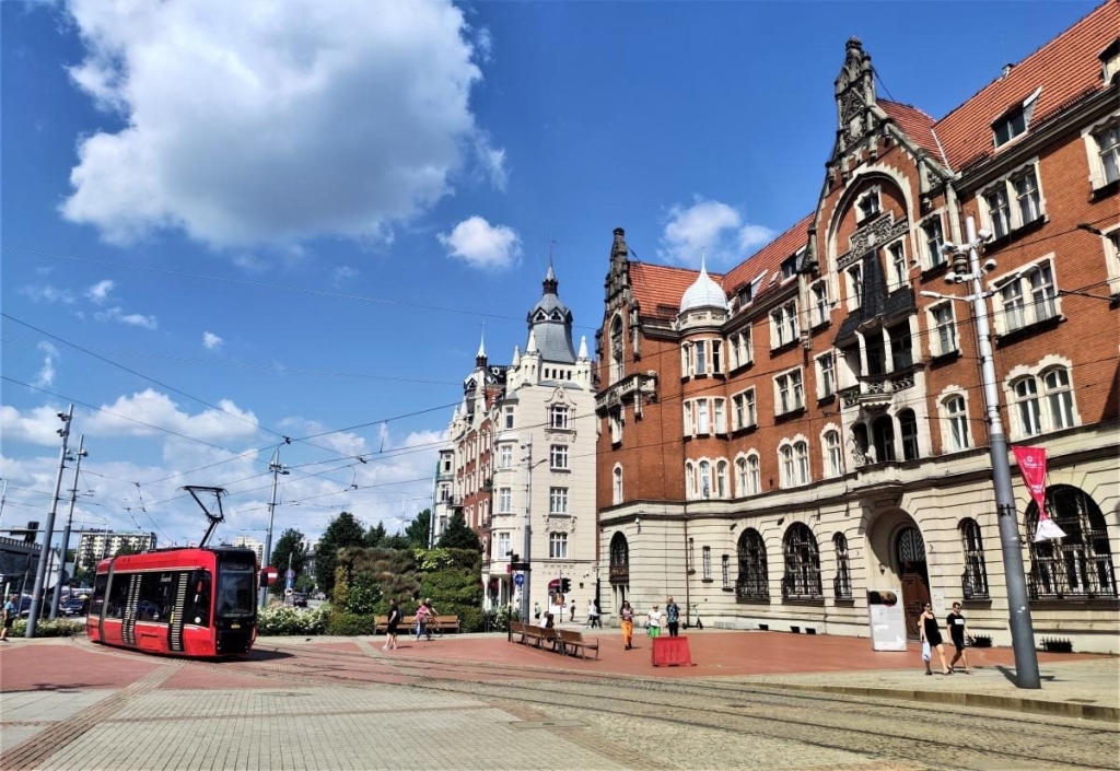 Пересадка в Катовіце: як дістатися до аеропорту, чим зайняти себе в місті 11 Пересадка в Катовіце: як дістатися до аеропорту, чим зайняти себе в місті