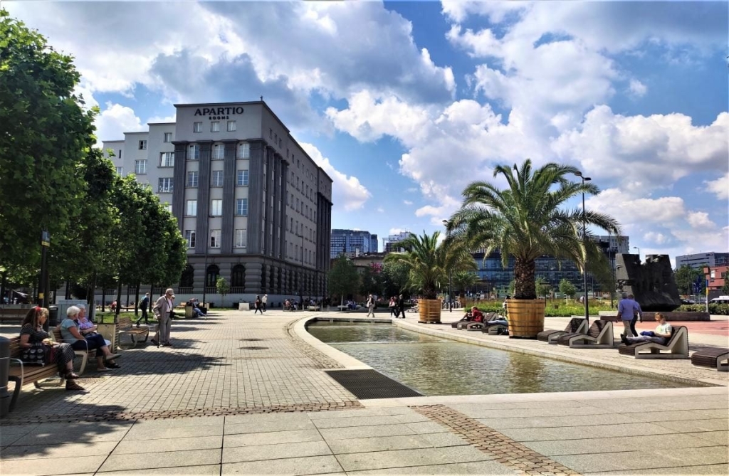 Пересадка в Катовіце: як дістатися до аеропорту, чим зайняти себе в місті 10 Пересадка в Катовіце: як дістатися до аеропорту, чим зайняти себе в місті