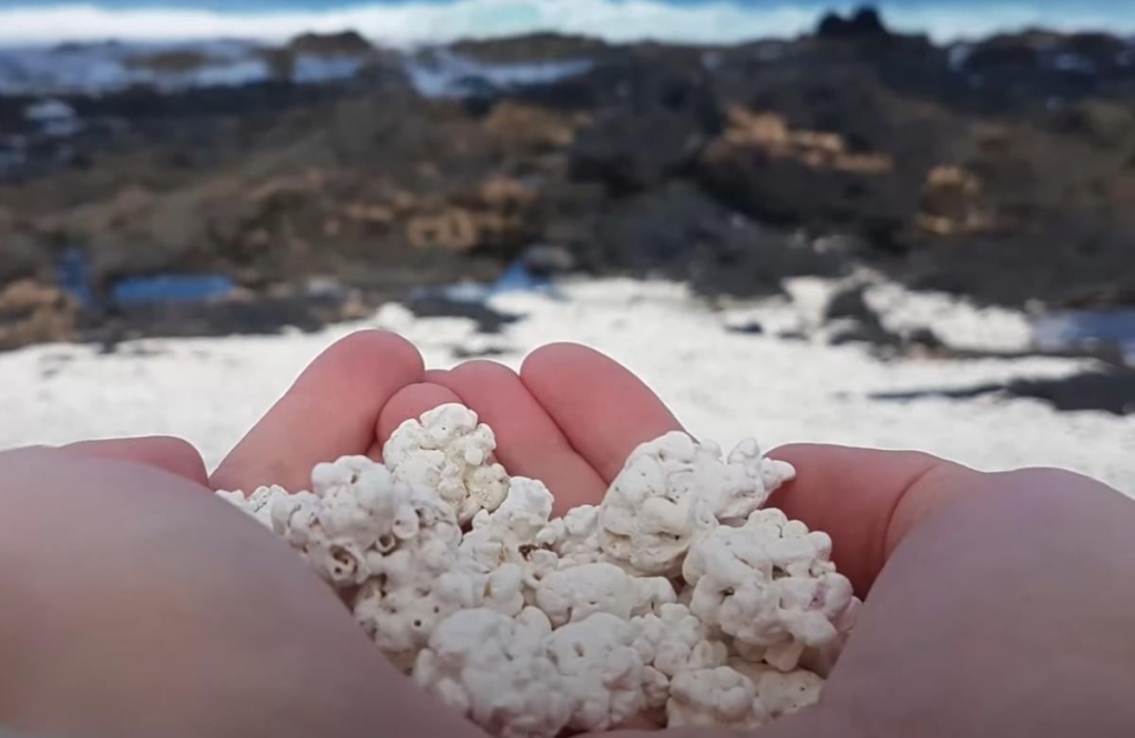 Пісок з "попкорну": на Канарських островах є незвичайний пляж, який вражає туристів 1 П